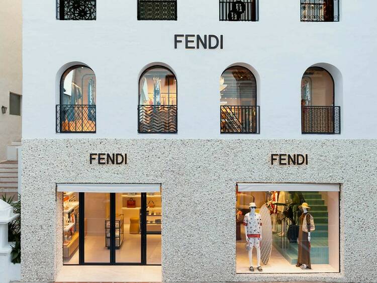 Fendi, la lujosa marca de moda italiana, abre su primera tienda en Madrid