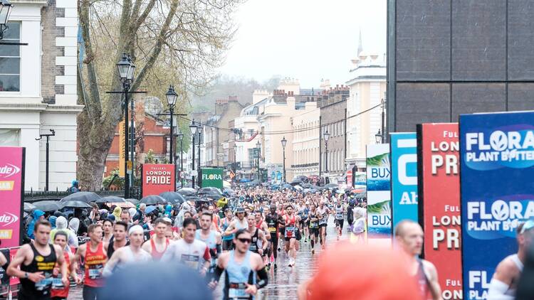 A sea of runners in London
