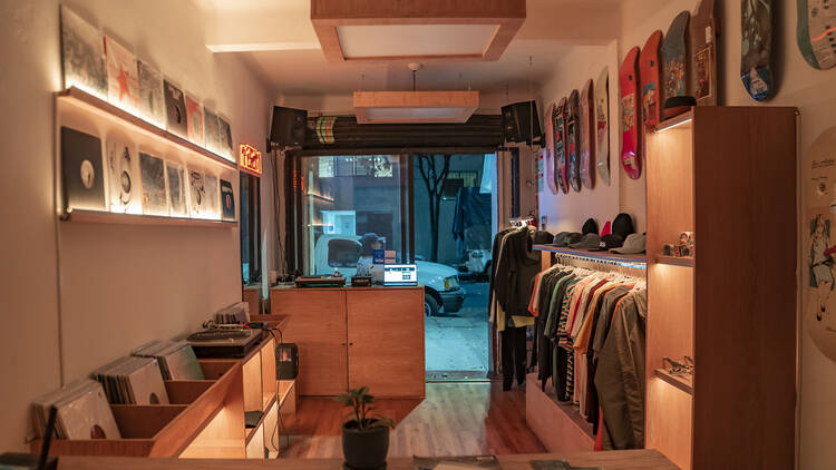 Maad Store, tienda de skate y vinilos en la Roma