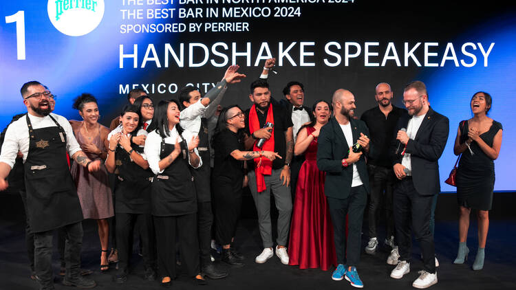 Coronan a Handshake como el mejor bar de Norteamérica