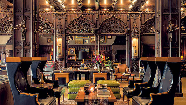 The drawing room at the chicago athletic association