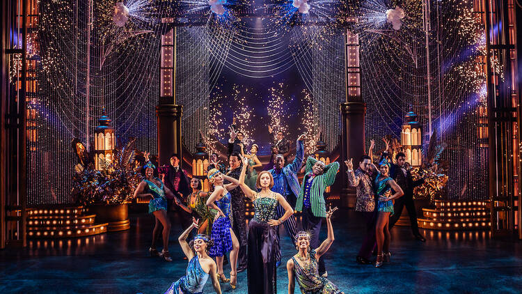  Samantha Pauly (center) & cast in The Great Gatsby