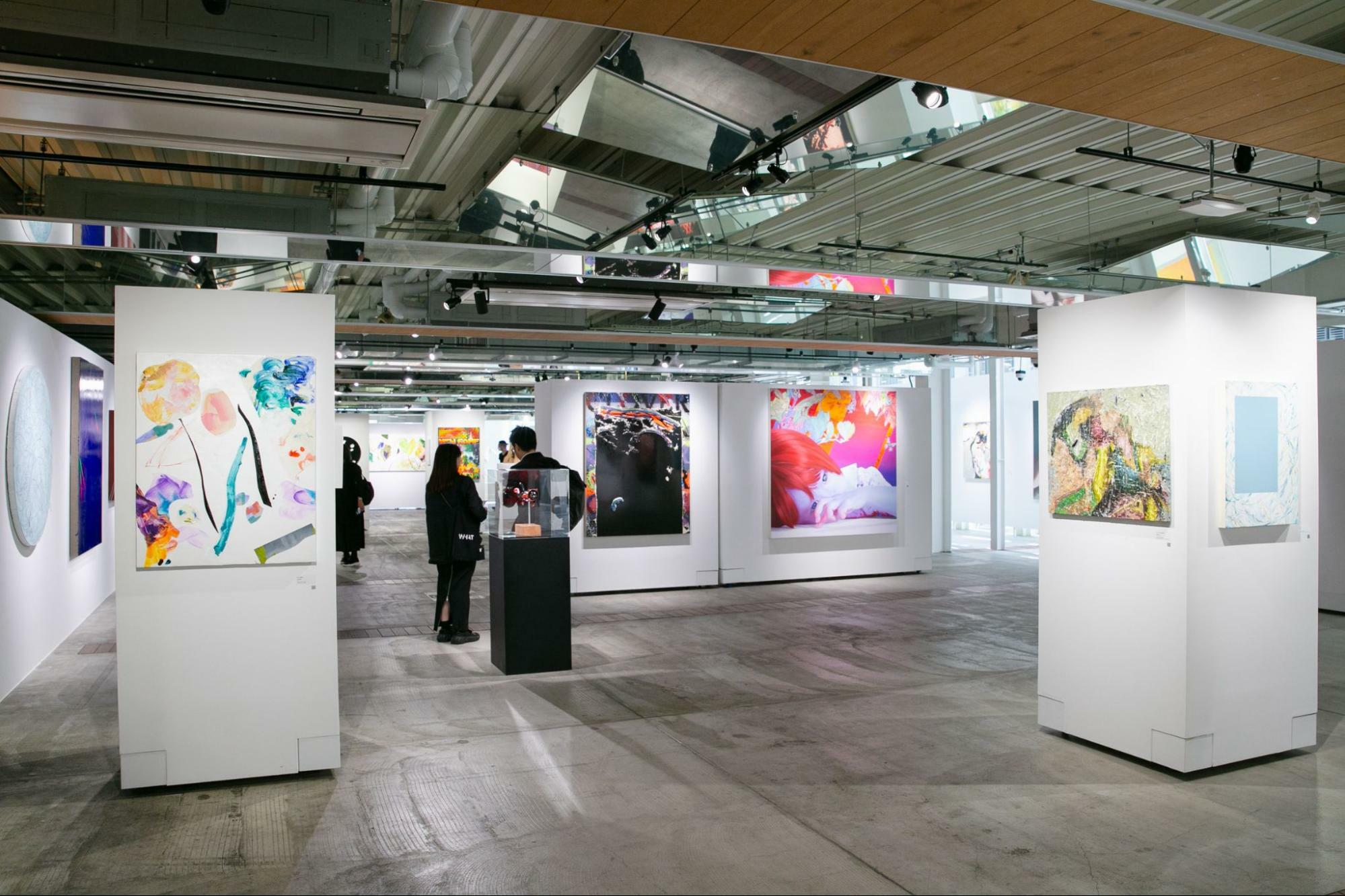 鬼大名」の鬼頭健吾・大庭大介・名和晃平による「東 京都 展」が開催中