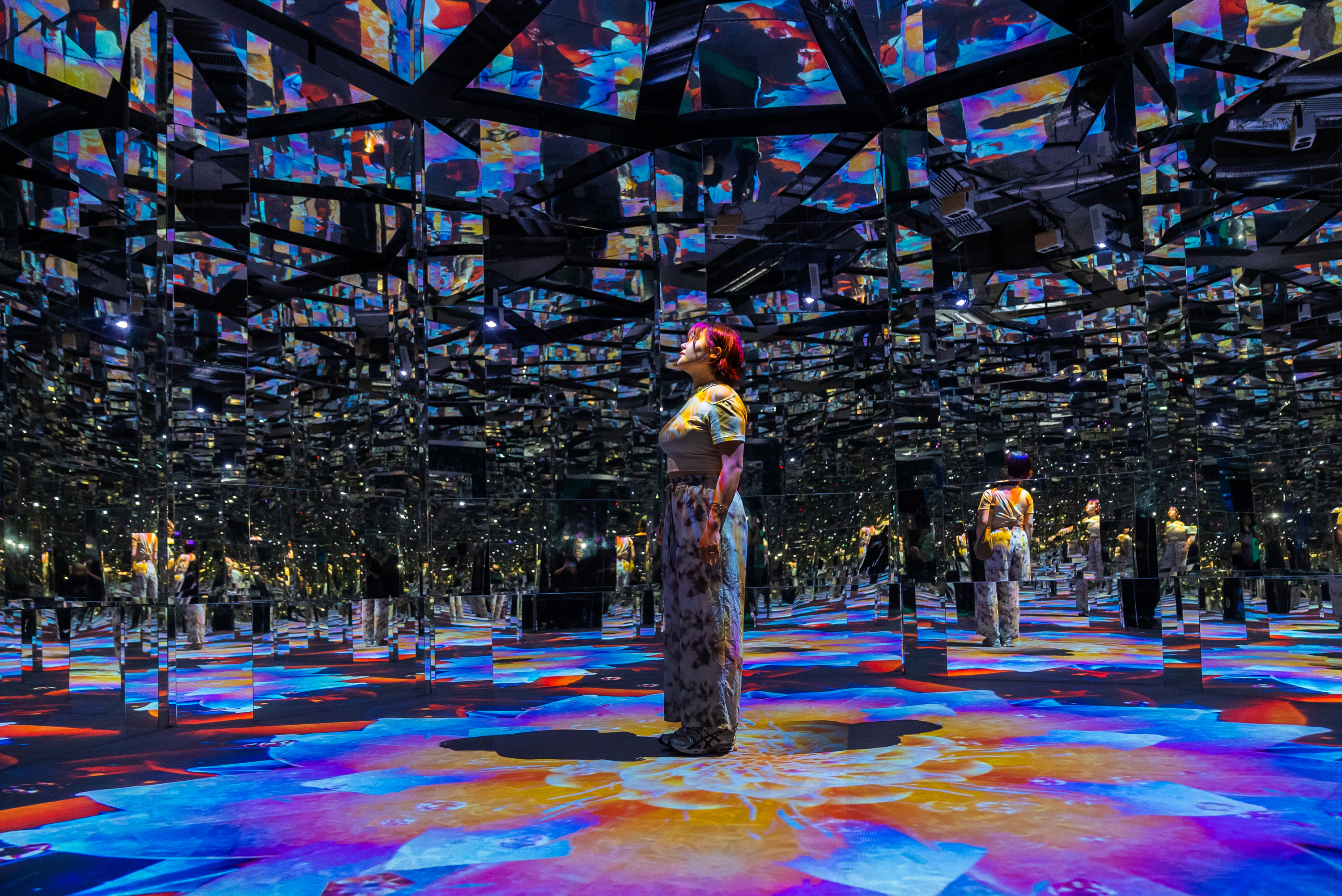 ロッキンジェリービーン Hong Kong art show Rockin' Jelly Bean '耀' Exhibition Hong Kong Info | Hypebeast