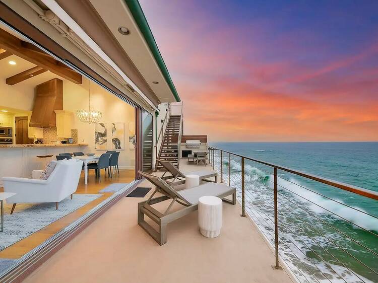 A luxury Malibu Airbnb with showstopping ocean views