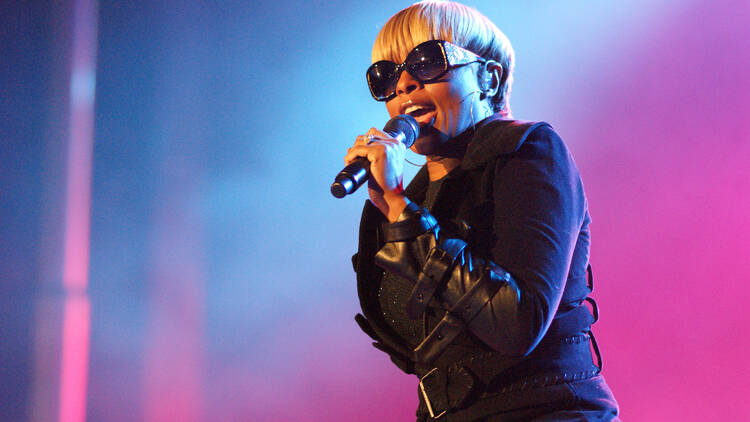Mary J. Blige on stage