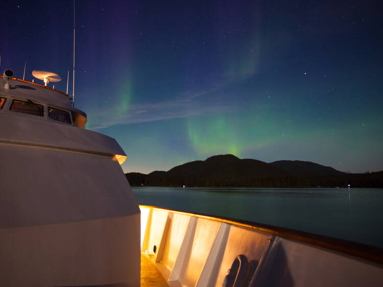 This Alaska cruise line “guarantees” a Northern Lights viewing