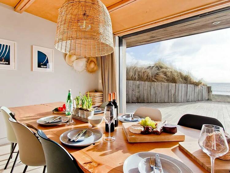 The contemporary beach house in Camber