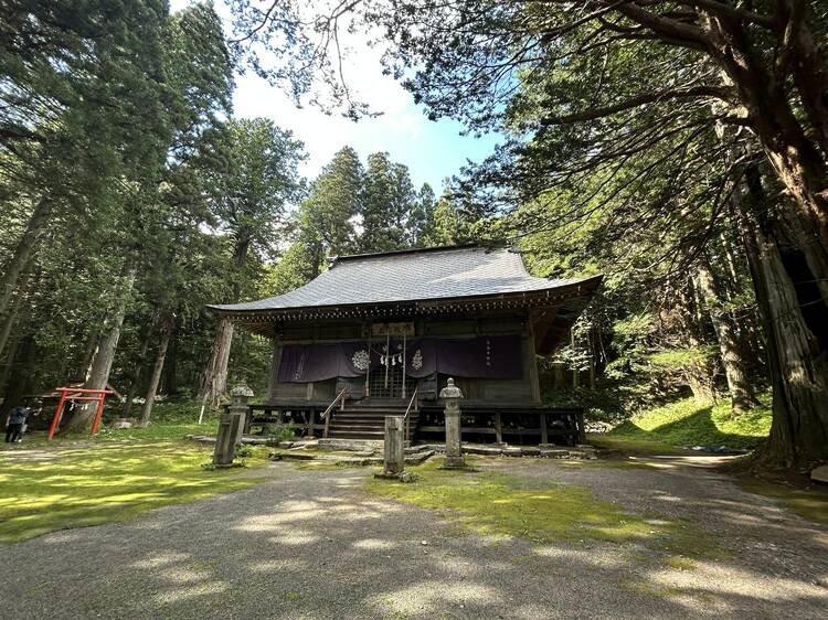 Visit the historical Hayachine Shrine