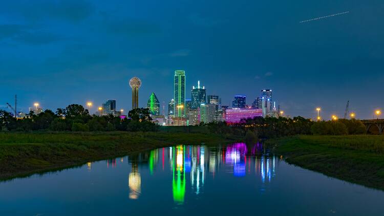 Embrace glamour in Dallas