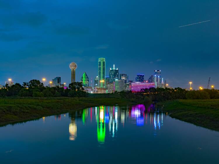 Embrace glamour in Dallas