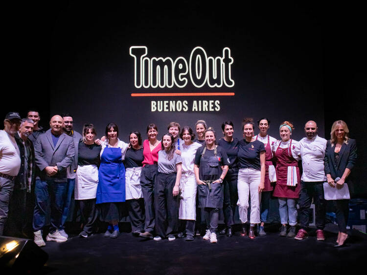 cocineros y mariana fabbiani en el lanzamiento Time Out Buenos Aires