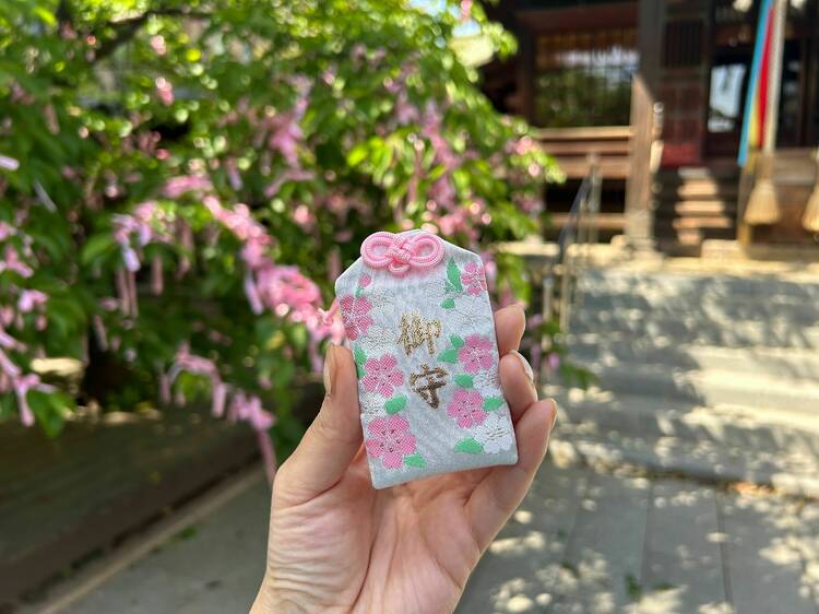 Cherry blossom omamori - Sakura Jingu Shrine