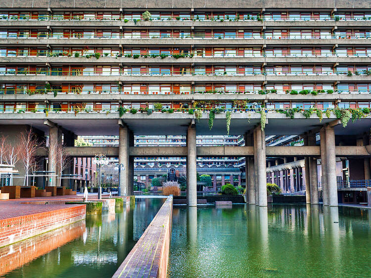 8. Golden Lane and Barbican Architecture Walking Tour