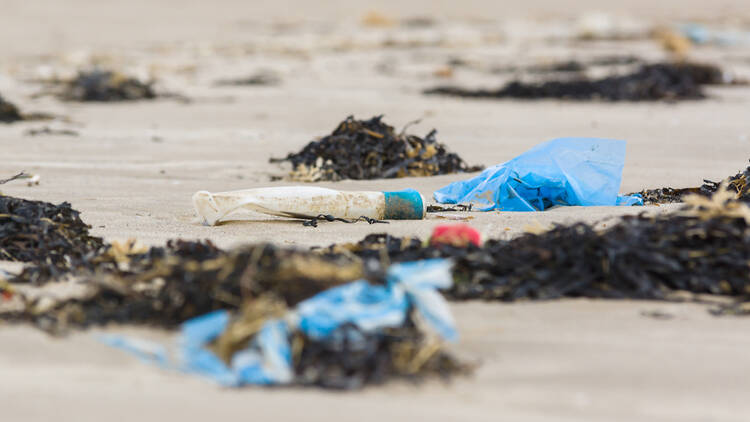 Dirty beach in the UK