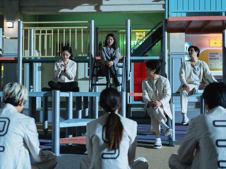Na nova série sul-coreana da Netflix, o tempo vale muito dinheiro