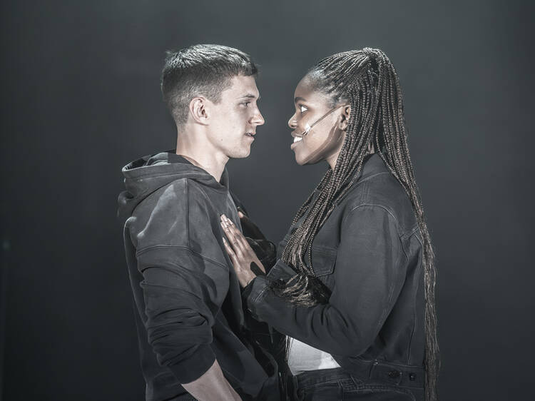 See Tom Holland and Francesca Amewudah-Rivers in Jamie Lloyd’s brilliantly unsettling take on Shakespeare’s ‘Romeo & Juliet’