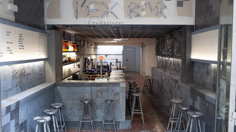 'Ex-Designer Project Bar' de Martí Guixé I DHUBI Photographer: Inga Knoelke