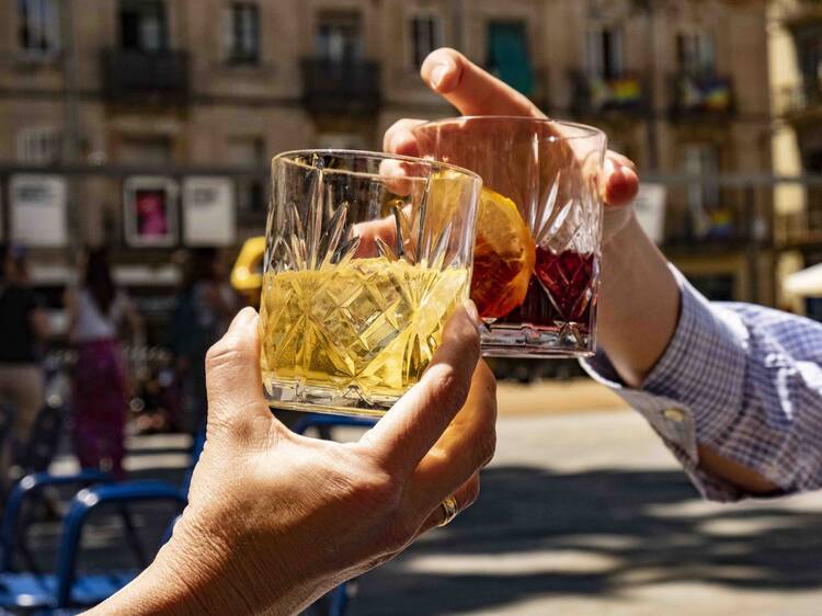 Màsters de l'Aperitiu: un esdeveniment únic per prendre un Martini a 1€ a la plaça del Sol