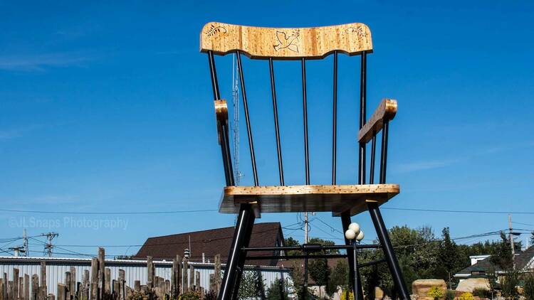 World's largest rocking chair