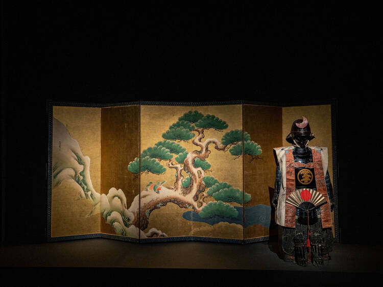 Más de 200 objetos de la cultura japonesa se exponen en este palacio neoclásico de Barcelona