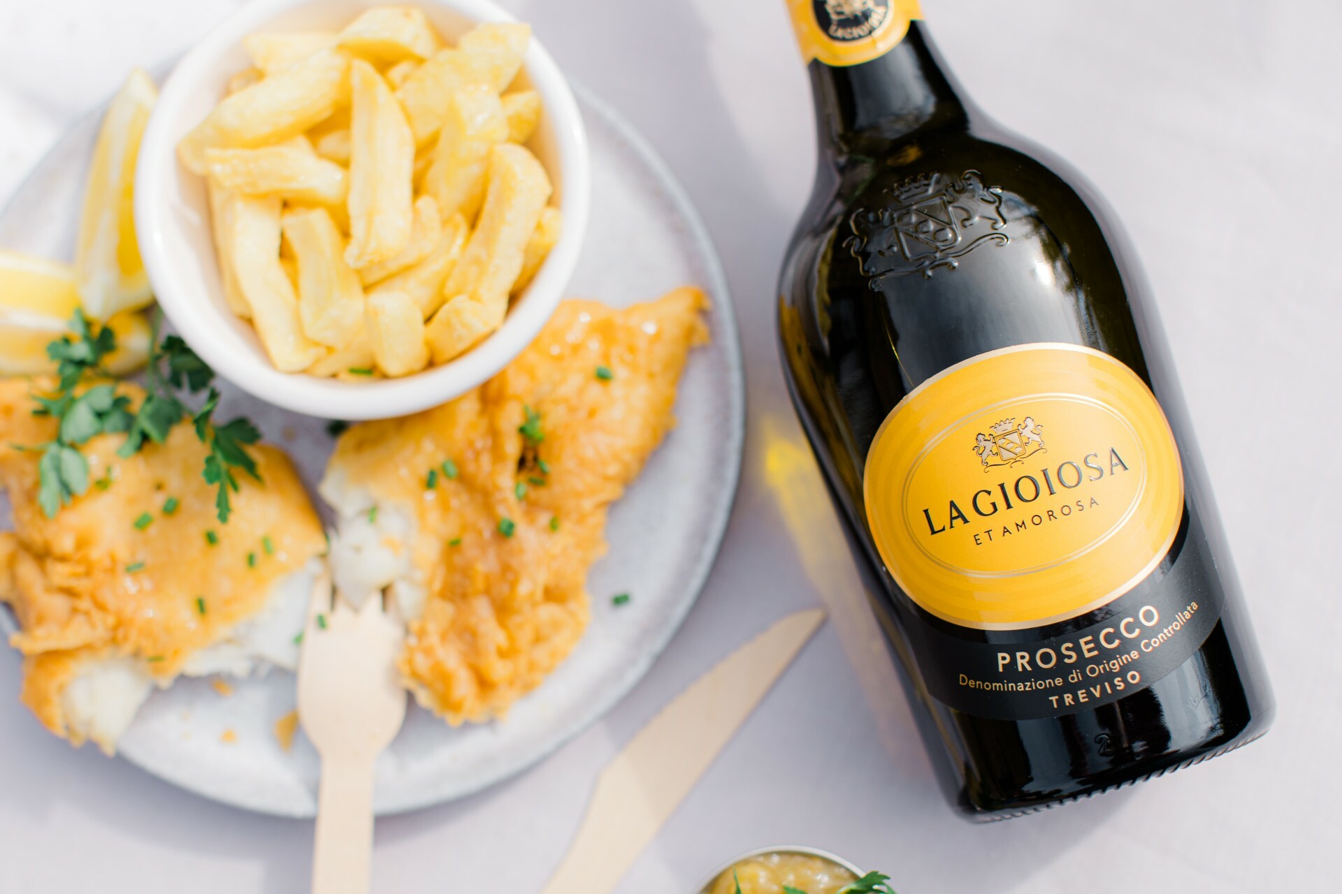 This London chippie is selling prosecco battered fish