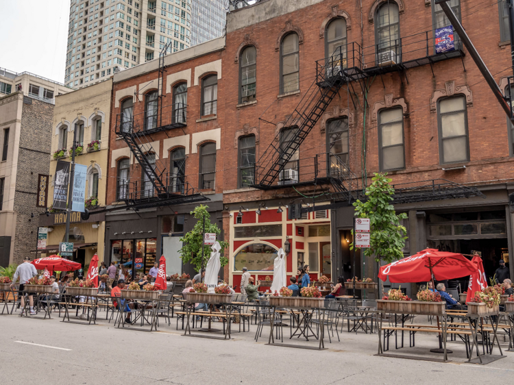 Amazing news: outdoor dining at Clark Street is coming back!