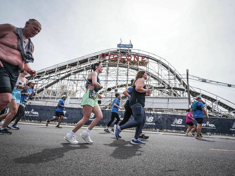 13 awesome marathon pictures from this weekend's Brooklyn Half