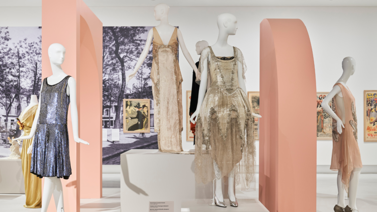 Fashion of Paris: Impressions of Life 1880–1925 exhibition