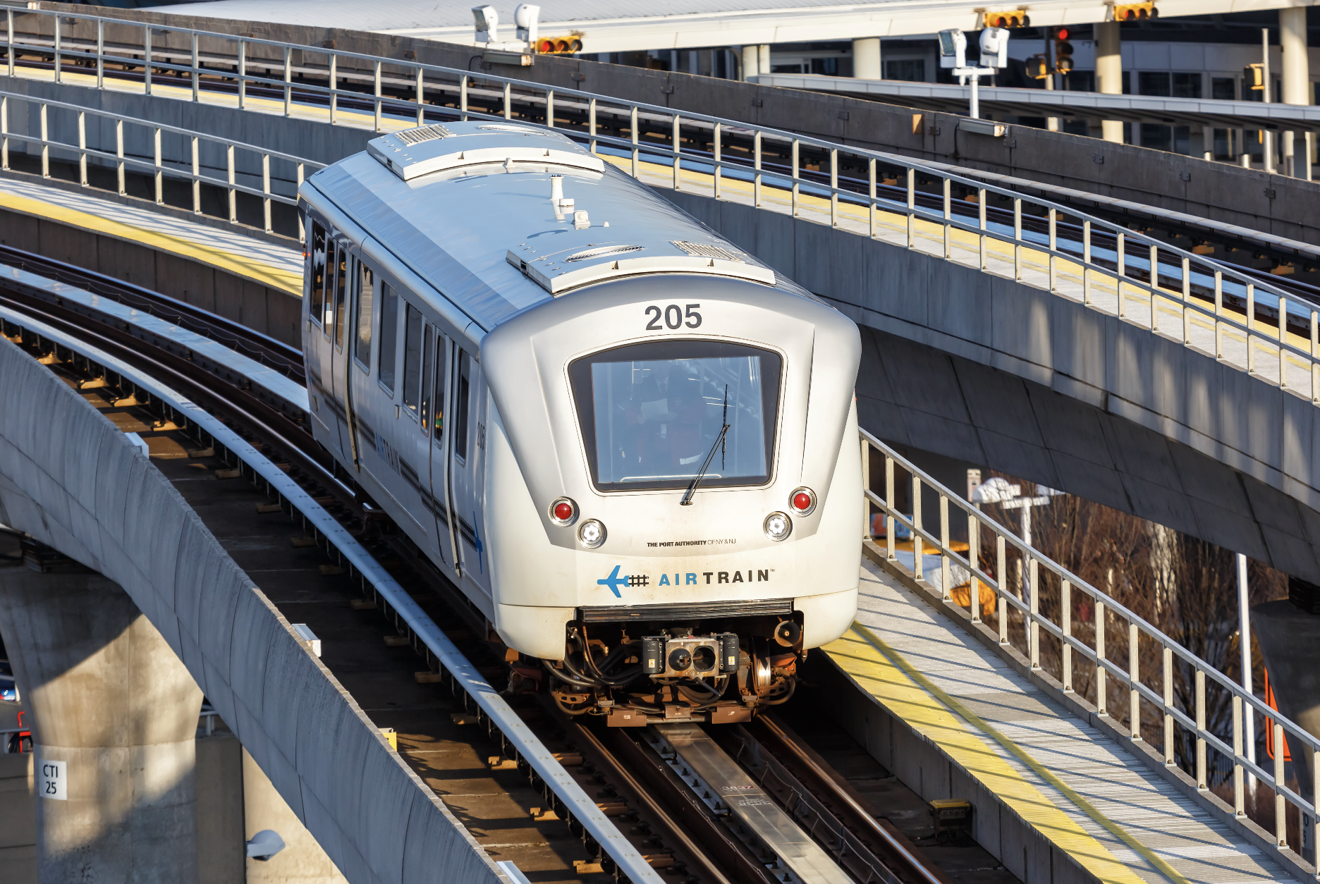 The AirTrain to JFK might be free to ride this summer