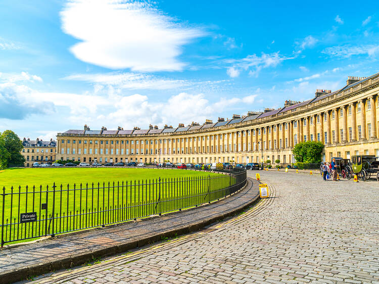 Royal Crescent, beautiful road in Bath, England