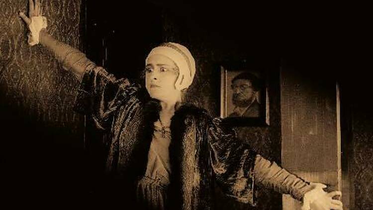 Still from Anne Boleyn, directed by Ernst Lubitsch. Source Friedrich-Wilhelm-Murnau-Stiftung, Wiesbaden, Germany.