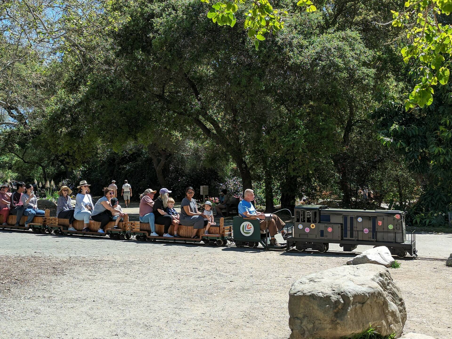 Lark Ranch Train Rides 9 miniature railways in L.A. for kid-friendly train rides