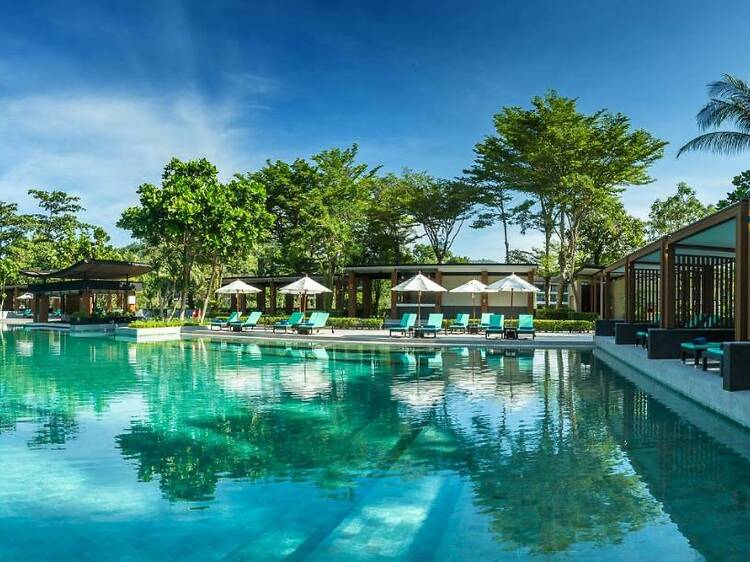 Dusit Thani Krabi Beach resort, Klong Muang Beach