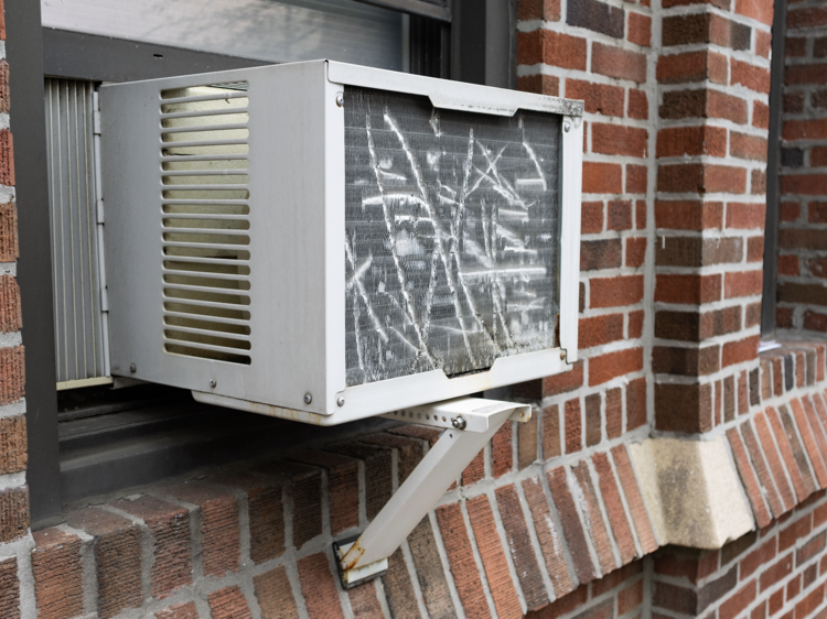 Your landlord may now have to install an AC unit in your apartment or be fined