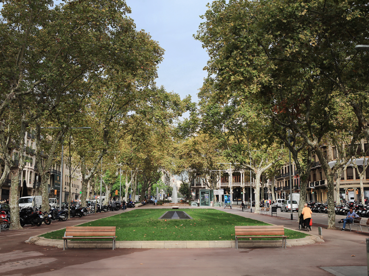 Los Jardinets de Gràcia se transforman: más carriles bici, espacios de estancia y pacificación