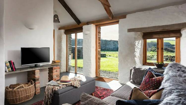 A remote farmstead on the coast in Cornwall