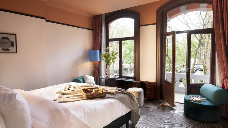 Room with balcony at Jan Luyken Amsterdam hotel