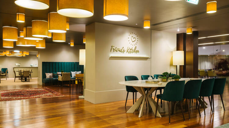 Friends Kitchen, no Holiday Inn Porto Gaia