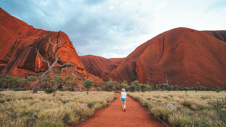 Uluṟu Base Walk