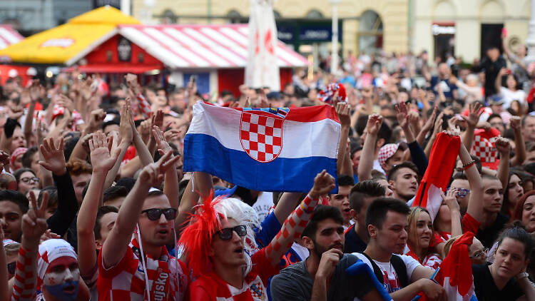 Fans at Ban Jelačić square