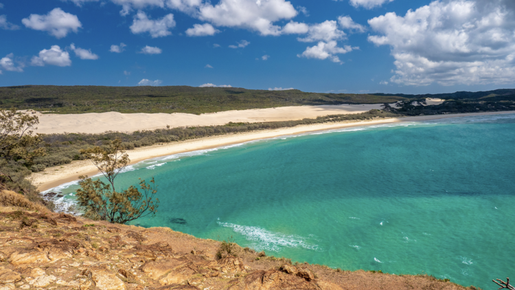 Watch the sunrise at Indian Head Lookout