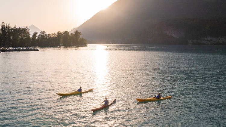 Kayak across Lake Brienz