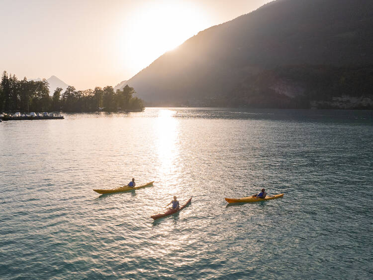 Kayak across Lake Brienz