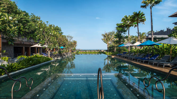 A hotel pool