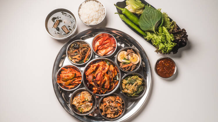 Kisa Sikdang spicy squid set