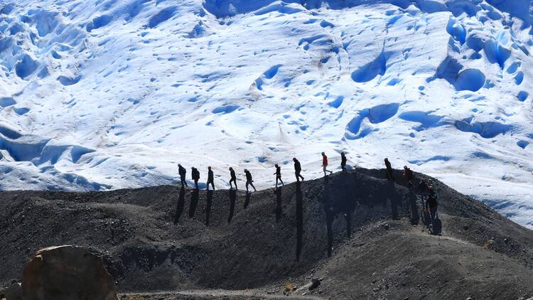 Hacer minitrekking sobre el glaciar Perito Moreno