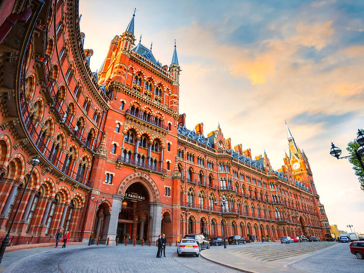 Last chance! St Pancras International Station only has four more guided tour dates left this year