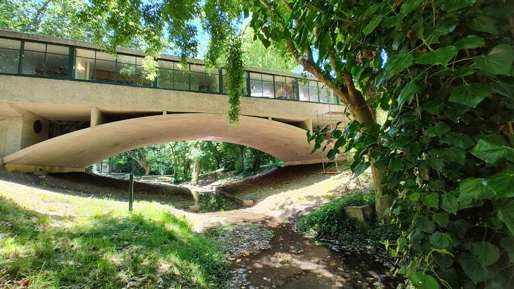 Museum House on the Stream (Museo Casa sobre el Arroyo)