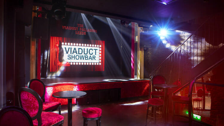 Viaduct Showbar